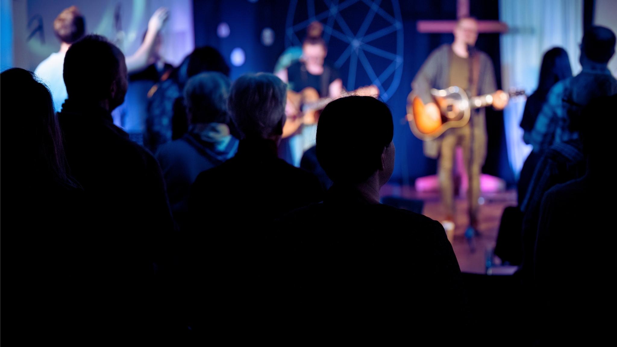 Gemeinsame Gebets- und Worship-Zeit in der CZA